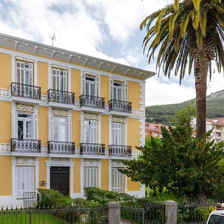 Apartamentos Casa Carre 1893 Santoña Buitenkant foto