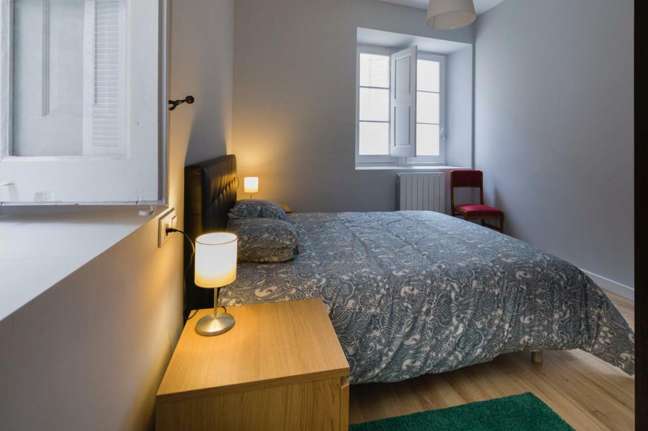 Apartamentos Casa Carre 1893 Santoña Buitenkant foto