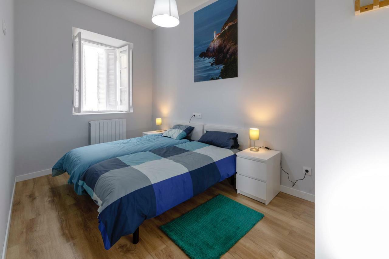Apartamentos Casa Carre 1893 Santoña Buitenkant foto
